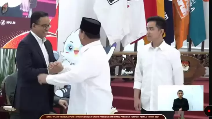 Prabowo Singgung tentang Senyum Berat, Anies Baswedan: Biasa Aja