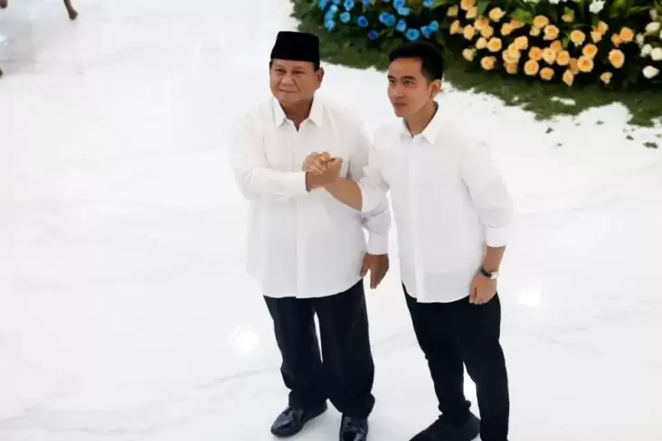 Prabowo-Gibran Melakukan Pertemuan Jokowi pada Istana Selama 2 Jam